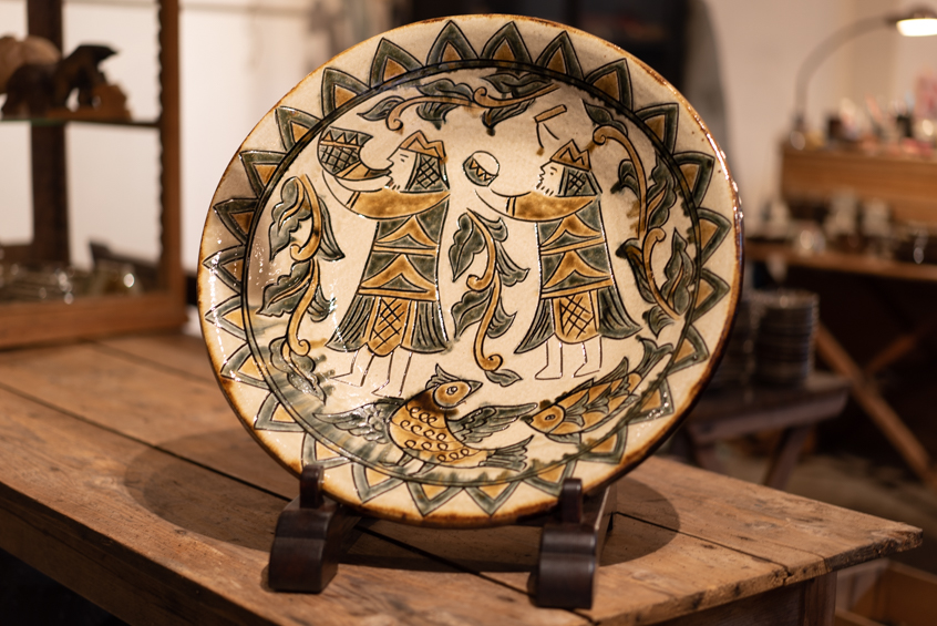 菅原謙 エジプト紋 1尺7寸皿 - Vada antiques