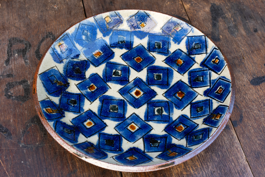 深貝工房のやちむんが入荷しました。